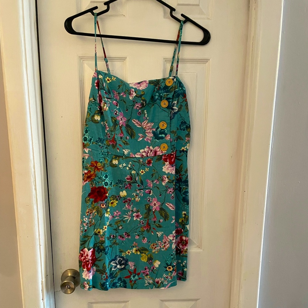Lulus floral mini dress with wooden buttons- small